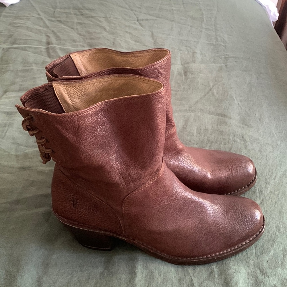 Frye Laced Back Leather Ankle Boots